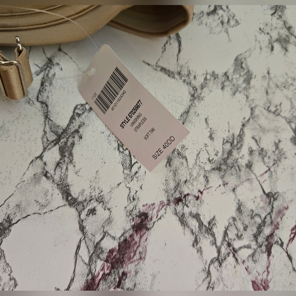 NWT Soma vanishing strapless - Picture 4 of 4